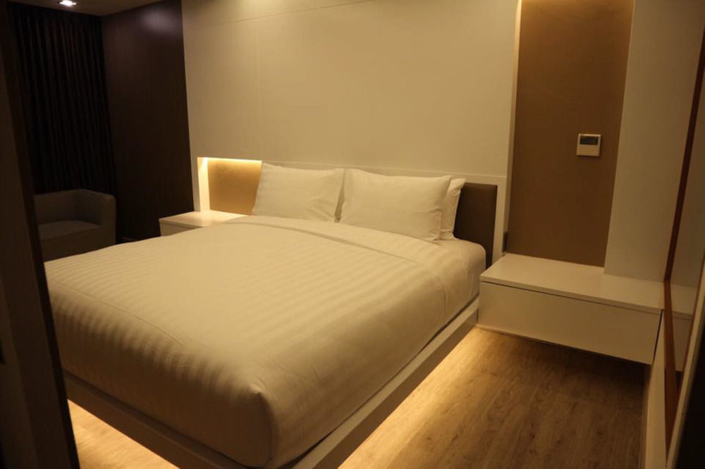 The Zense Boutique Hotel Phitsanulok Eksteriør bilde
